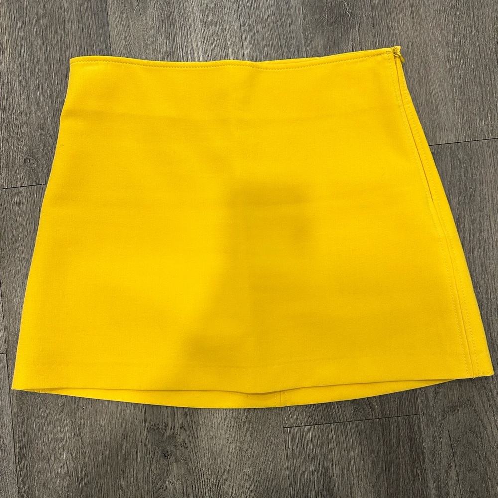 Zara Mini Skirt Yellow
